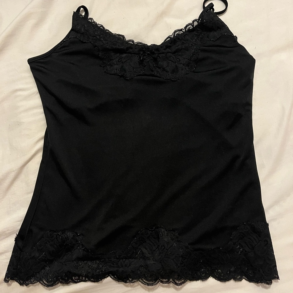 black tank top